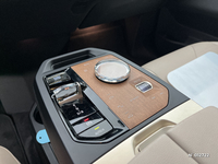 BMW (I20) IX XDRIVE50 523