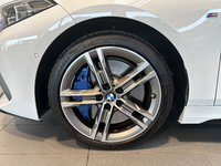 BMW M135i xDrive 306 ch BVA8 M Performance
