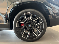 BMW (G09) 3.0 50E 476 BVA8