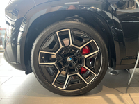 BMW (G09) 3.0 50E 476 BVA8