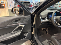 BMW iX2 eDrive20 204 ch M SPORT (U10)