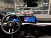 BMW iX2 eDrive20 Msport 204 ch (U10)
