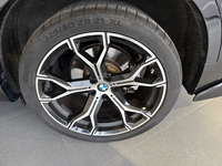 BMW (F86) X6 M50DA 381