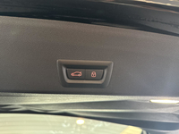 BMW (G09) XM LABEL RED 4.4 V8 748