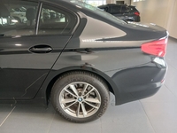BMW (G30) 520D 190 LOUNGE